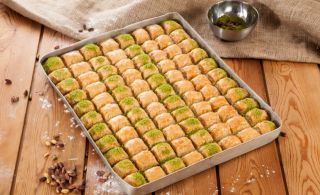Göçmen Börekçisi’nde Yılbaşı Kampanyası