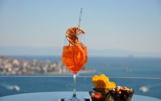 Conrad İstanbul Bosphorus Summit Bar&Terrace’da Eğlence Bitmiyor