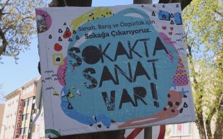 Sokakta Sanat Var Derneği ile Sanatın Sesi Şehir Meydanlarından Yükseliyor