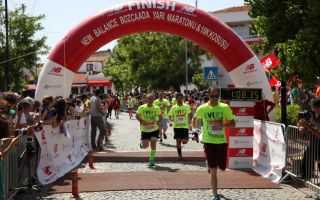 New Balance Bozcaada Yarı Maratonu ve 10K Koşusu