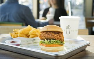 Acılı Tavuk Tutkunlarına Spicy Chick’n Shack Burger