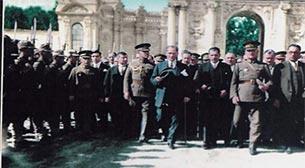 Atatürk'ün İzinde İstanbul