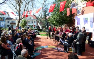 Kadıköy’de Yaş Almak