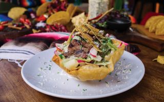 Tortilla Kabuğu İçindeki Sağlıklı Lezzet Taco Salad!
