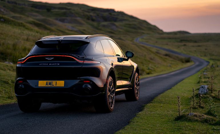 Aston Martin’İn İlk ‘SUV’U ‘DBX’, Yenİ Renklerİyle de Büyüleyecek