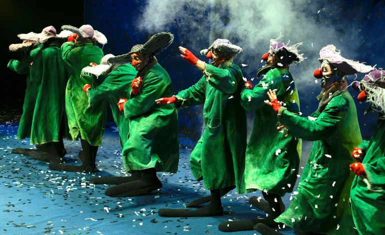 Slava's Snow Show