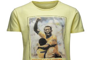 Babalar Gününe Özel Efsaneleşmiş Futbolculardan Oluşan T-Shirt Serisi