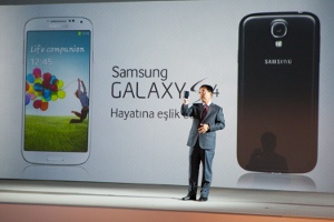 Sabırsızlıkla beklenen Samsung Galaxy S4 Türkiye’de