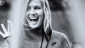 Gündelik Hayatın Temposunu Yakalayan Yeni Tasarım: “Nike Tech Fleece Butterfly”
