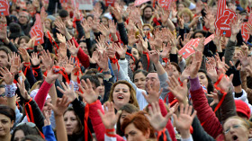 One Billion Rising”İn Bu Yılki Teması 'Adalet'