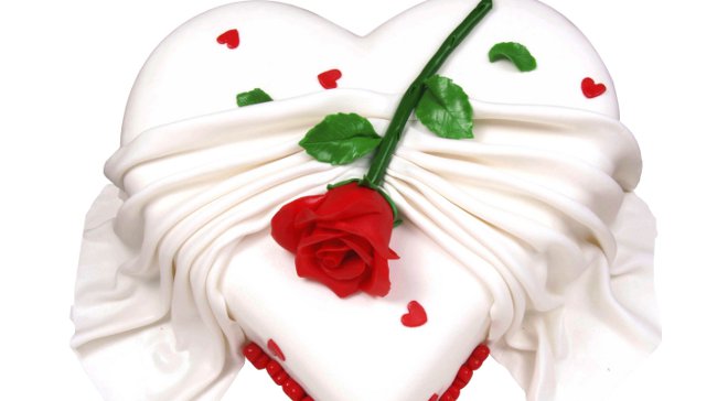 Sevgilinizi Aşk Pastalarıyla Şımartın